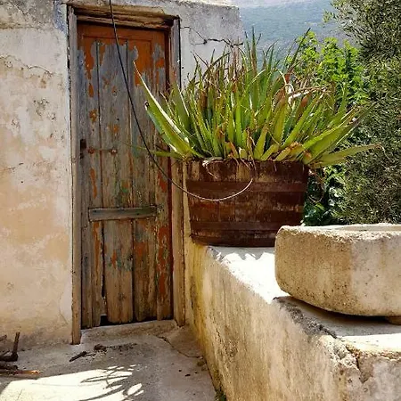 Tzitzifia - Near Elafonisi بيت للعطل